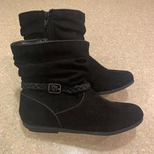 Girls suede ankle boots
